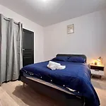Maison Moderna-8 Personnes-wifi-centre Σπίτι διακοπών