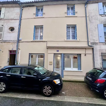 Holiday home Maison Moderna-8 Personnes-wifi-centre