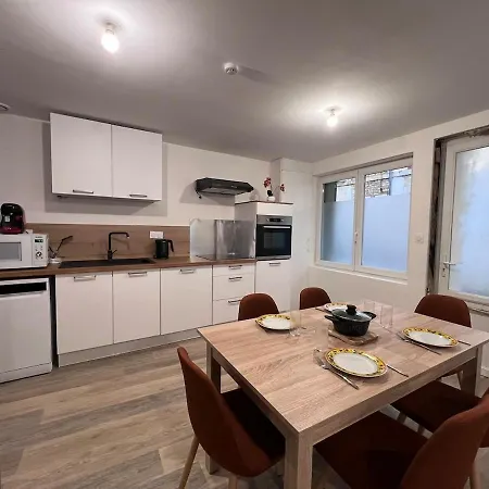 Maison Moderna-8 Personnes-wifi-centre * Фонтене-ле-Комт