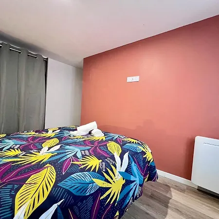 Maison Moderna-8 Personnes-wifi-centre בית נופש