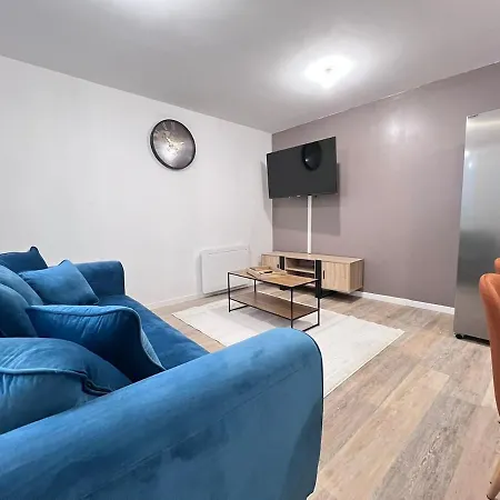 Maison Moderna-8 Personnes-wifi-centre Ferienhaus *