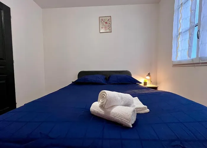 Hébergement de vacances Maison Moderna-8 Personnes-wifi-centre *