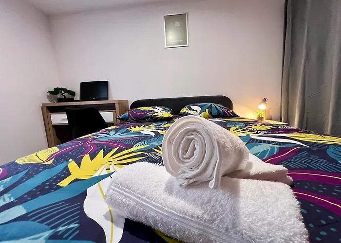 Maison Moderna-8 Personnes-wifi-centre Hébergement de vacances *