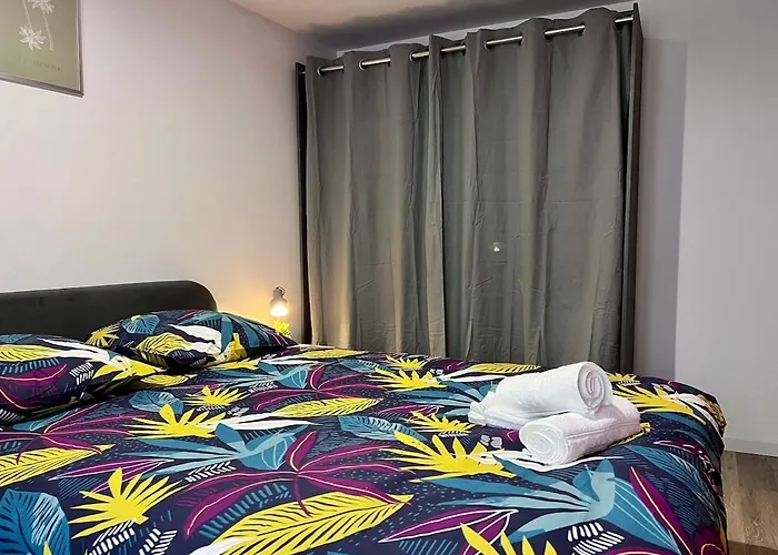 Maison Moderna-8 Personnes-wifi-centre Hébergement de vacances *